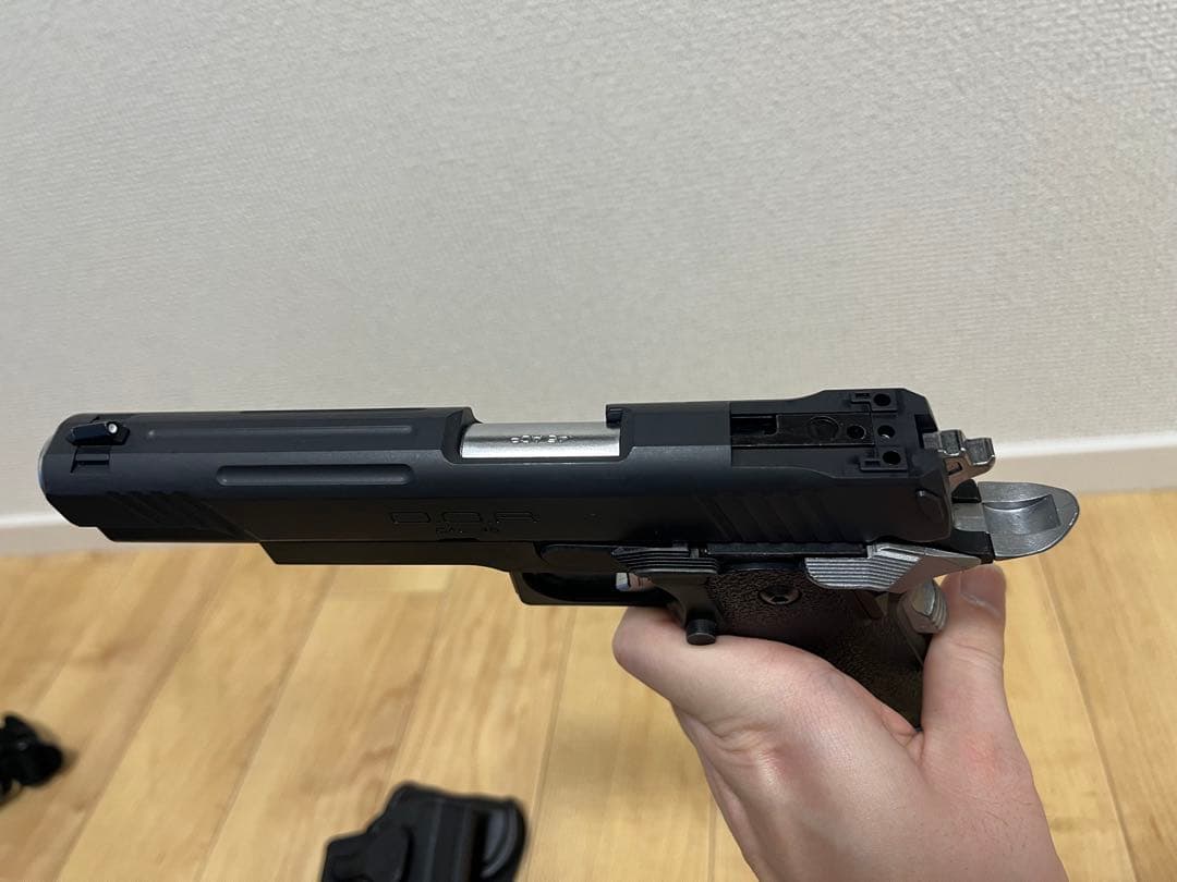 東京マルイ　ハイキャパDOR マガジン2本・ホルスター付き