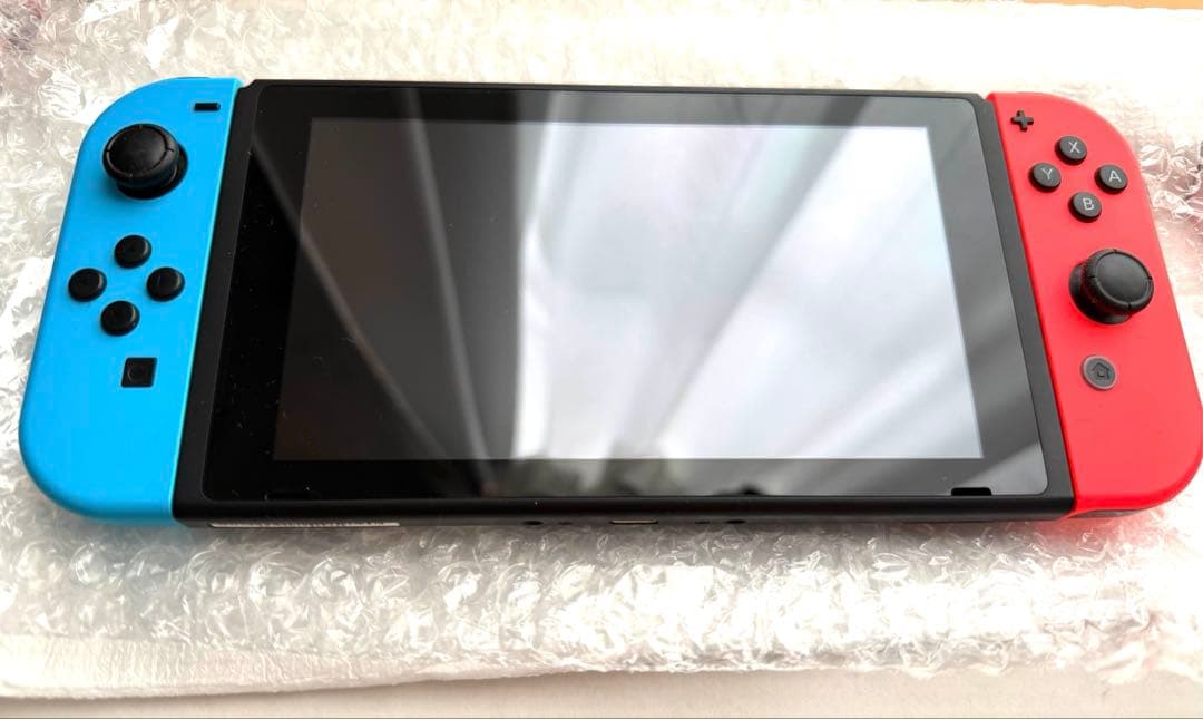 じ*ん様 Nintendo Switch 初期モデル　中古　訳あり