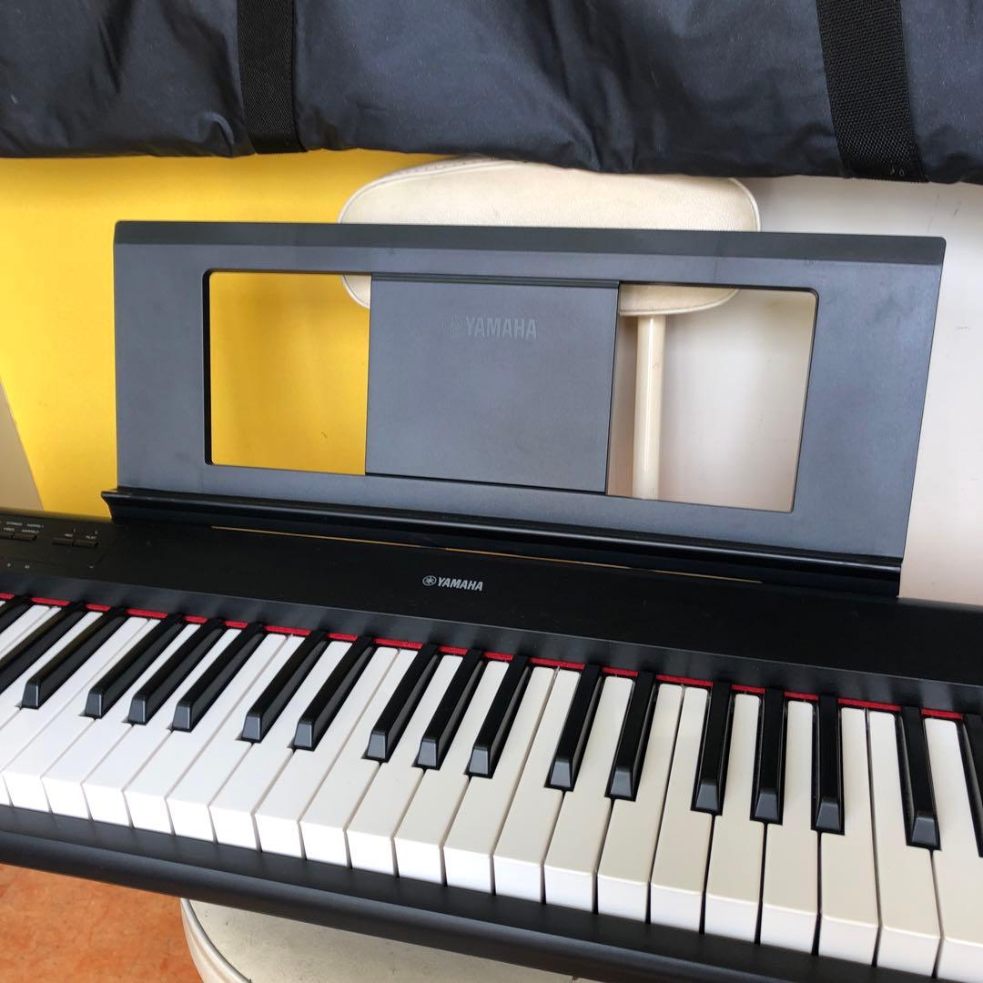 め79● Yamaha piaggero デジタル キーボードNP-12 B
