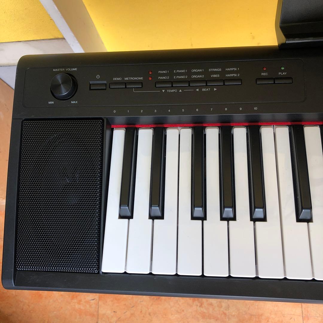 め79● Yamaha piaggero デジタル キーボードNP-12 B