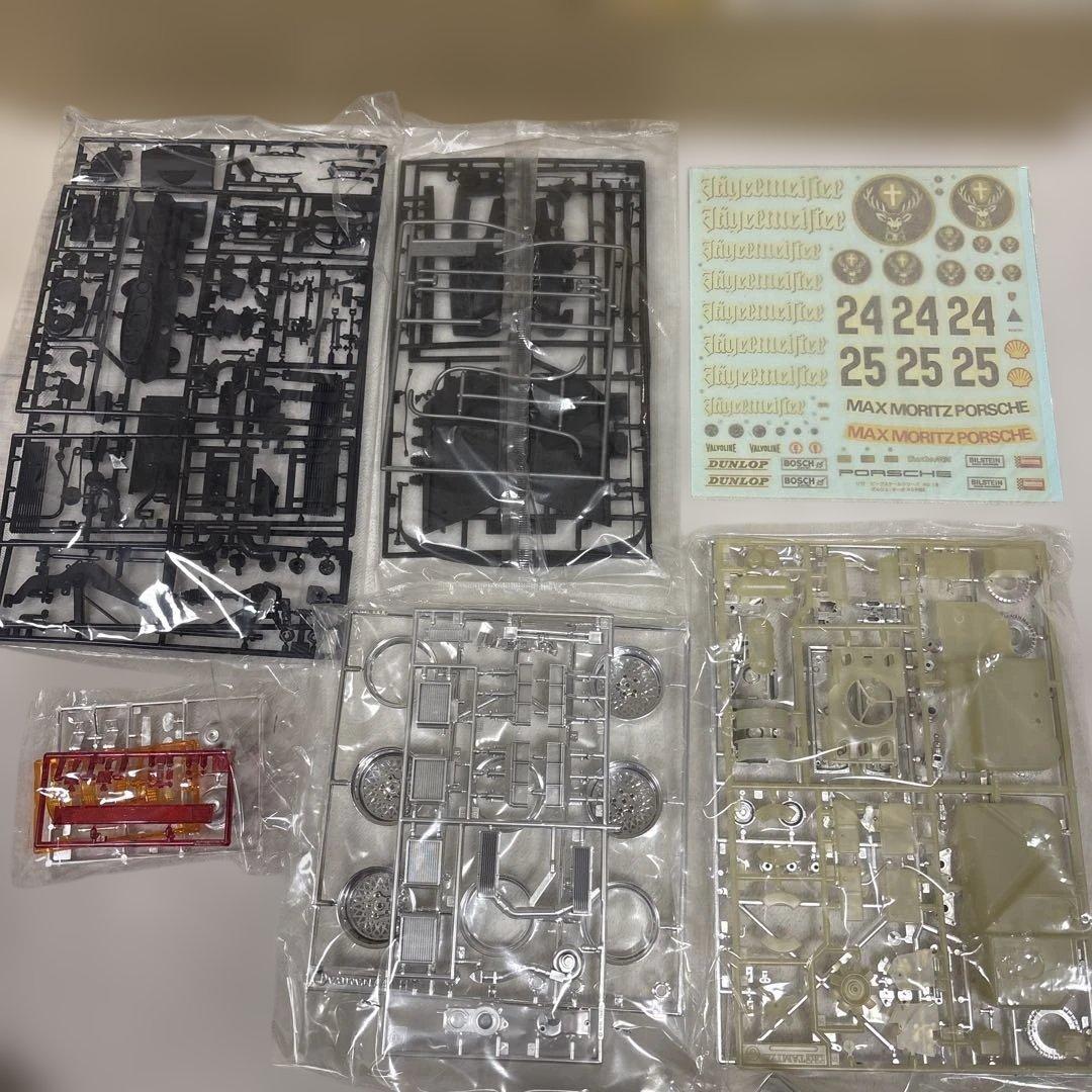 タミヤ　1/12スケール　プラモデル　ポルシェ　RSR 934