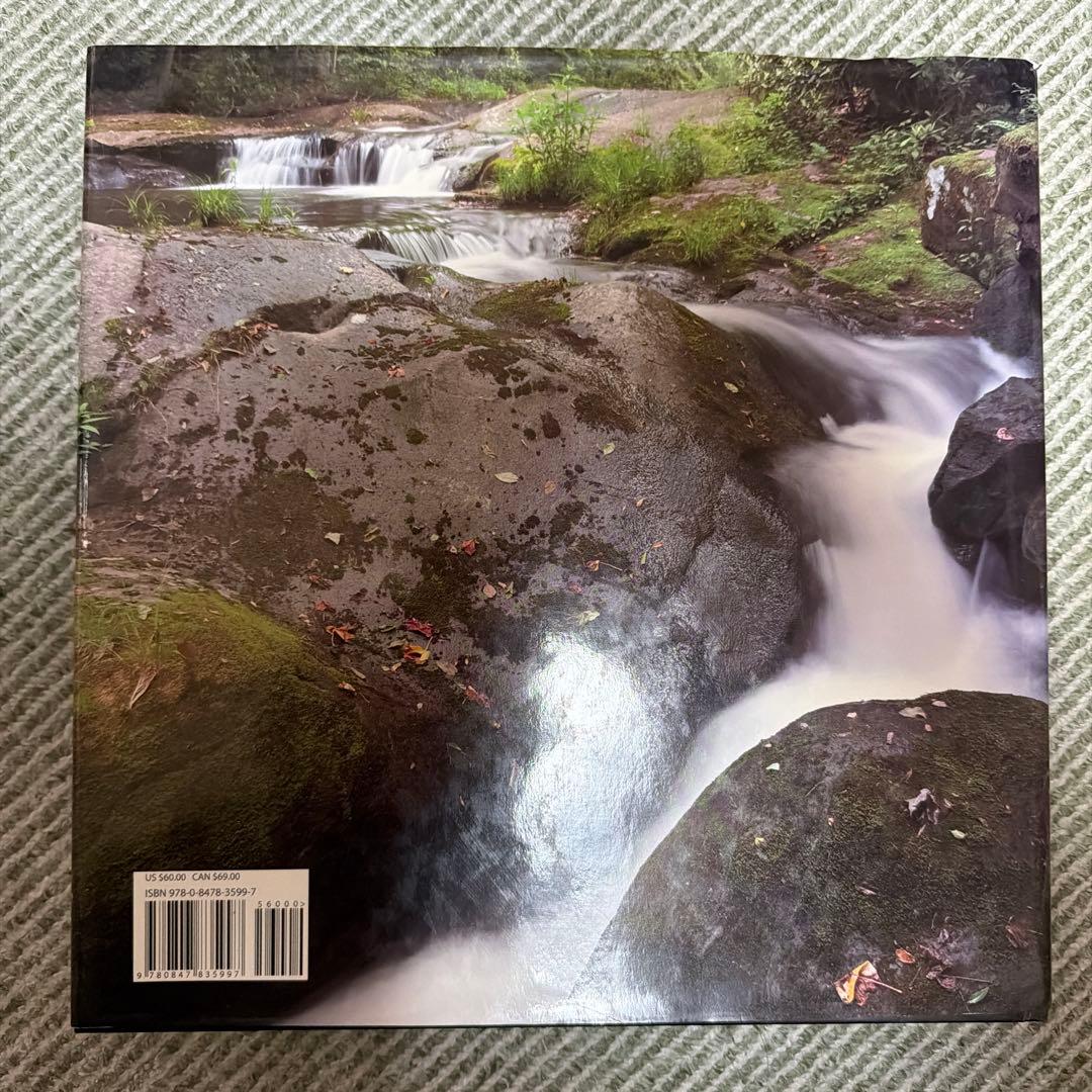 Fallingwater - Lynda Waggoner 編　落水荘