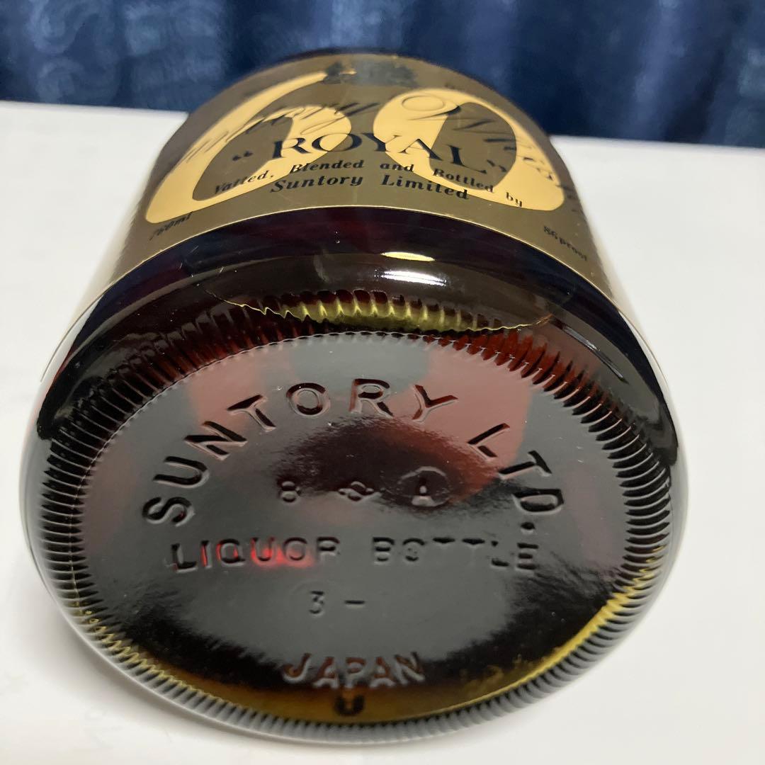 古酒　サントリーウィスキーローヤル 60 丸瓶〔ダンピーボトル〕