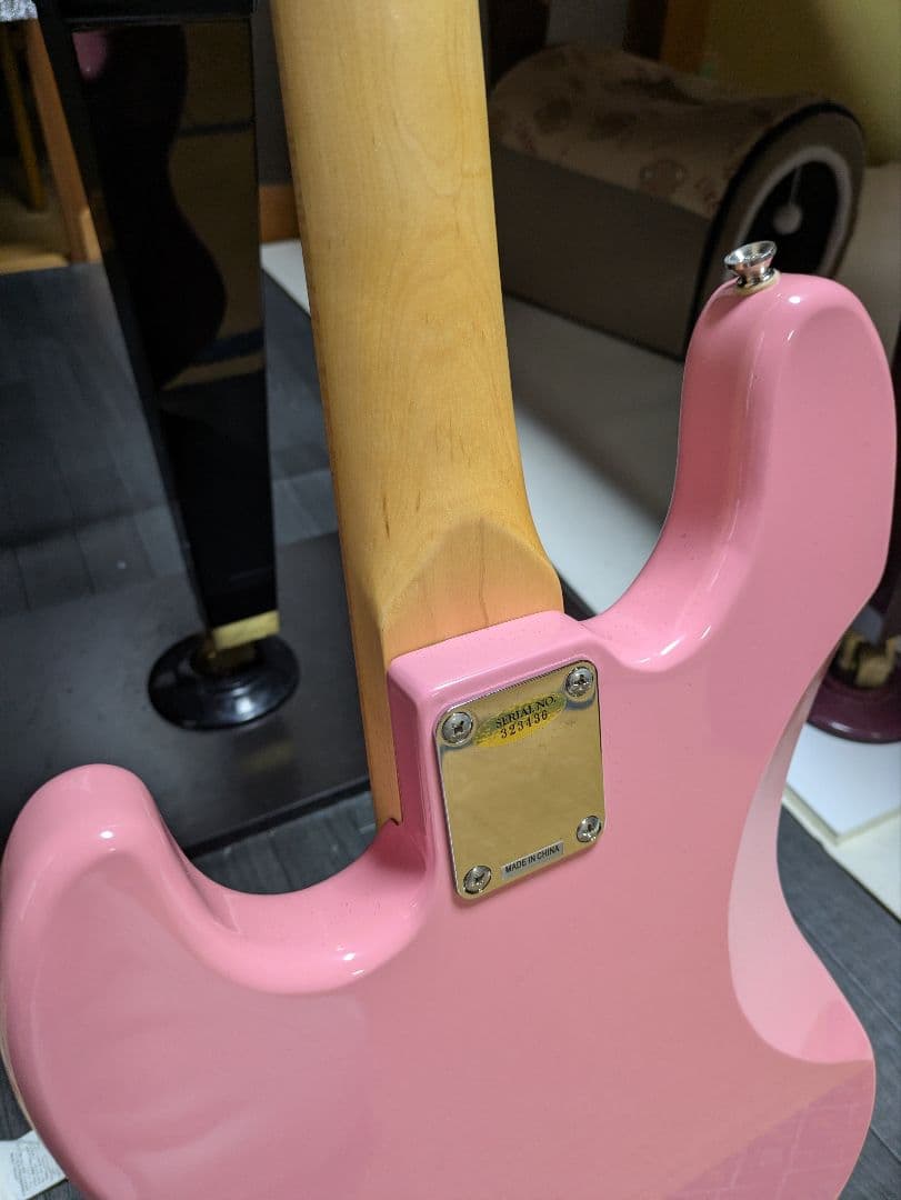 バスカーズ　BUSKER'S エレキベース ピンク　ジャズベース