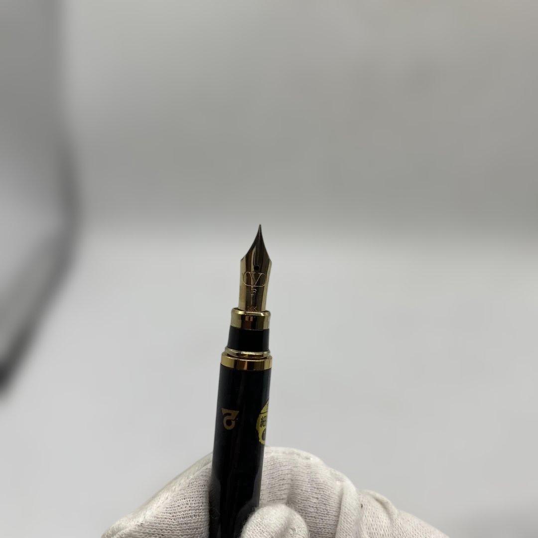 バレンチノ ガラヴァーニ（Valentino Garavani）万年筆