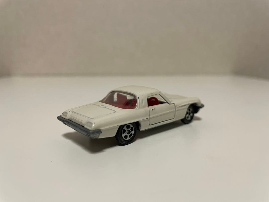 トミカ　16-1-1 コスモスポーツ　1Aホイール　　日本製　黒箱