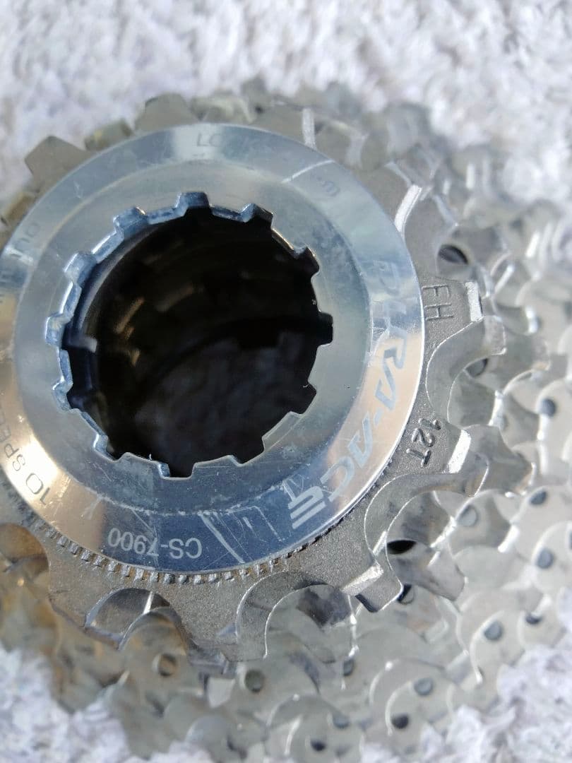 シマノ　デュラエースCS7900スプロケット　10速