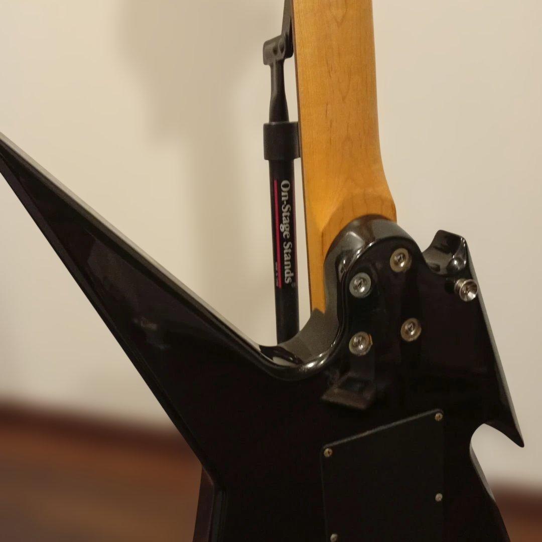 B.C Rich エレキギター IRON BIRD