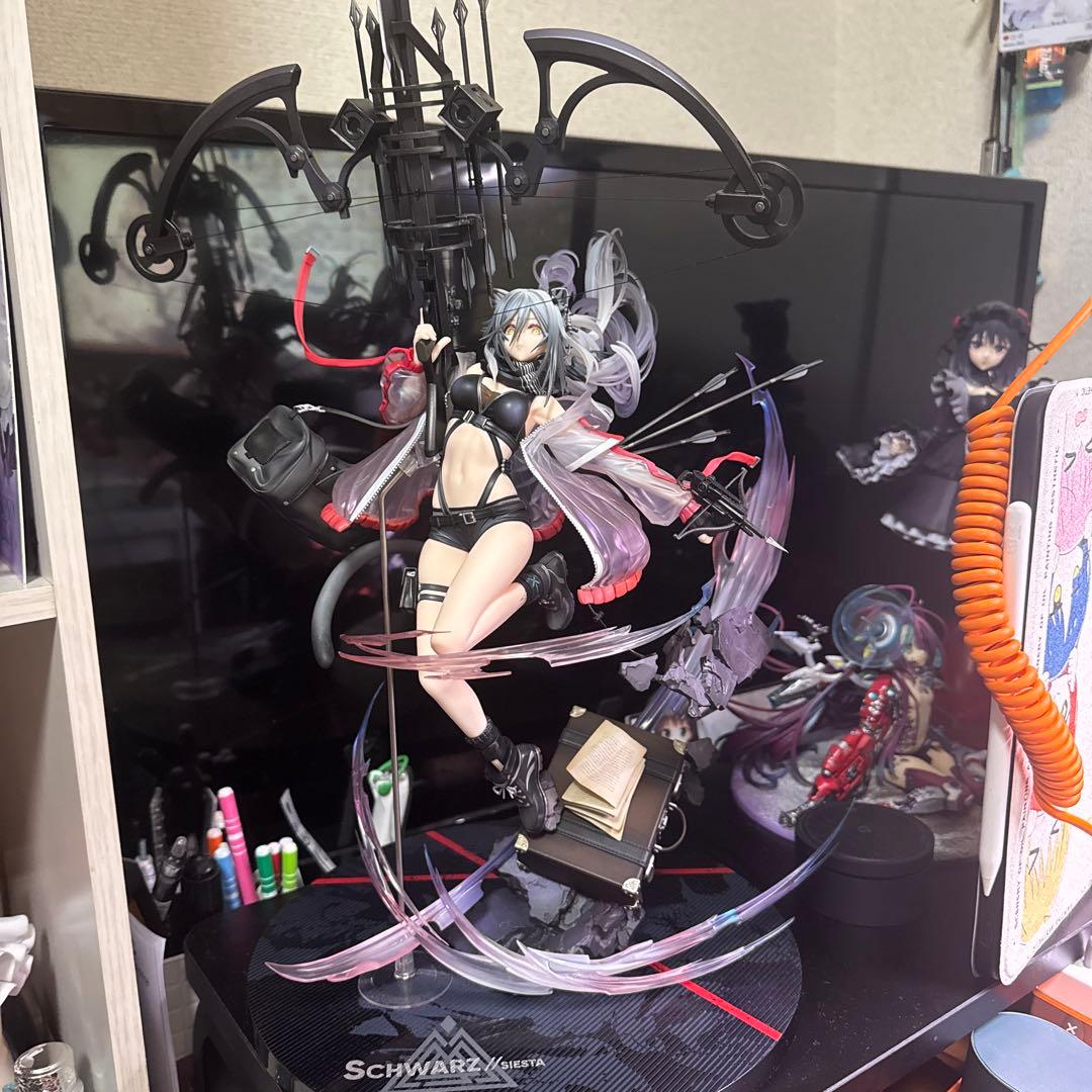 アークナイツ シュヴァルツ フィギュア 昇進2ver. ALTER