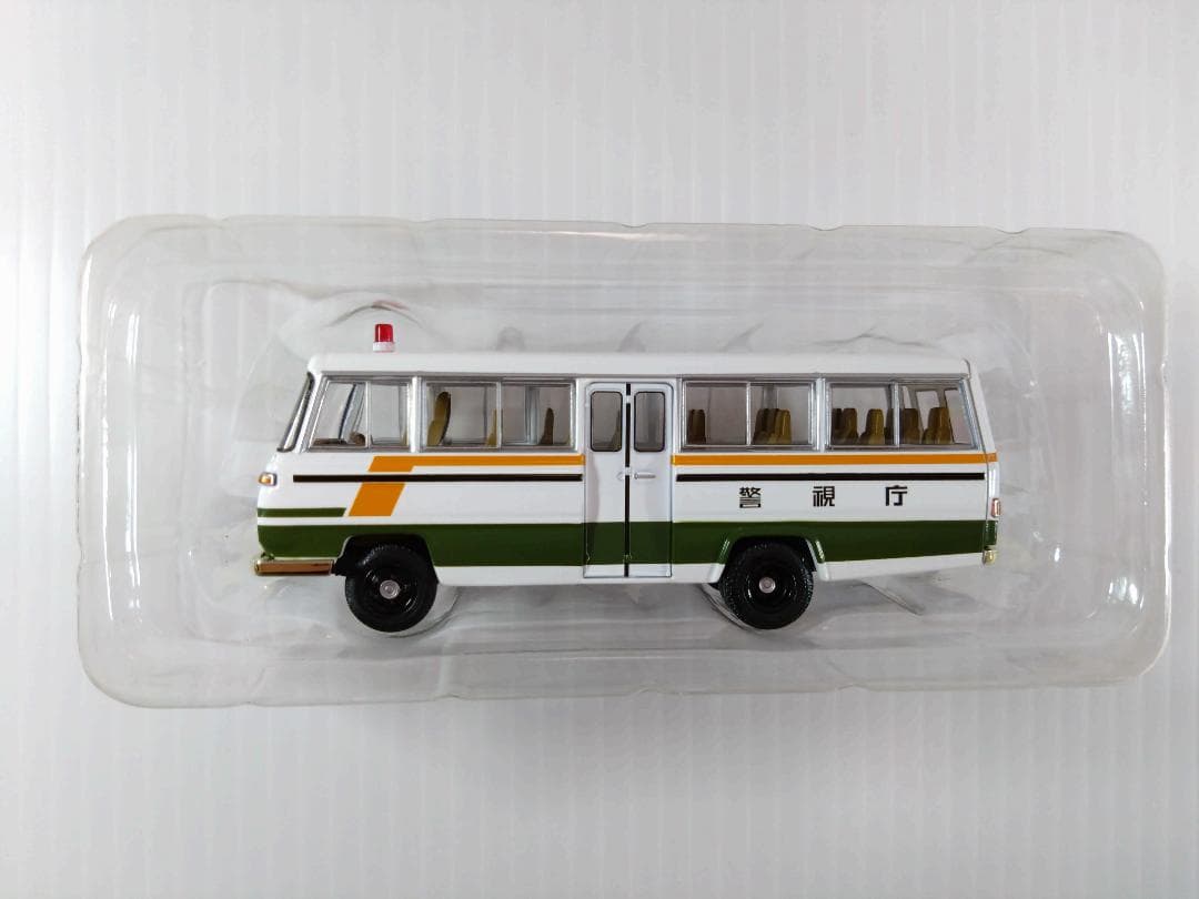 トミカリミテッドヴィンテージネオ LV-N52b ニッサン シビリアン移動検問車
