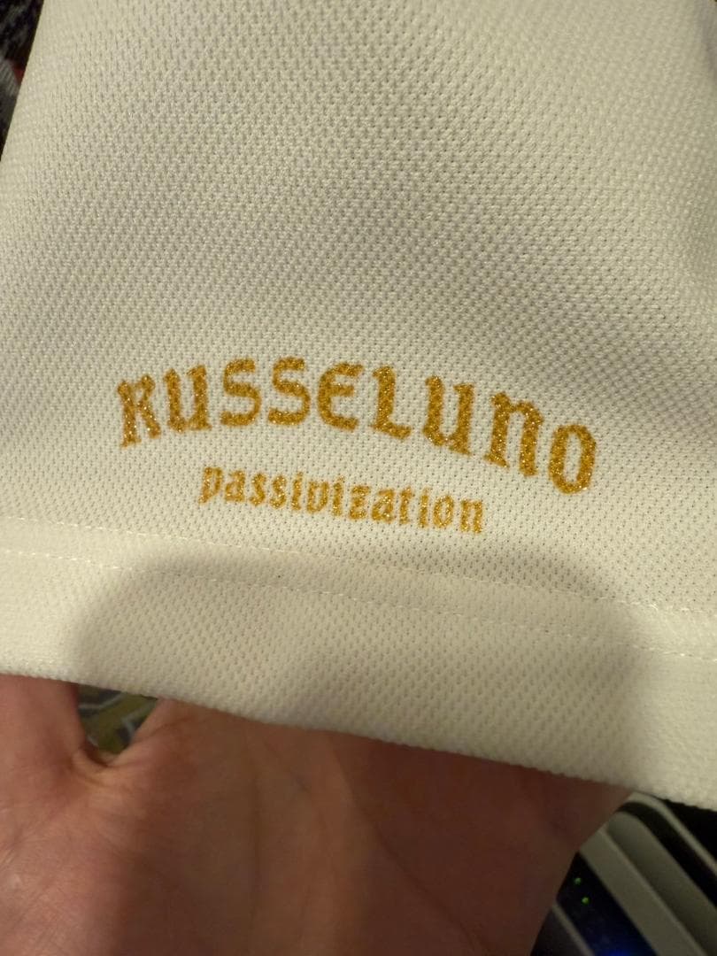 ラッセルノ LEGENDS JQ BOX HIGHNECK TEE 　サイズ6