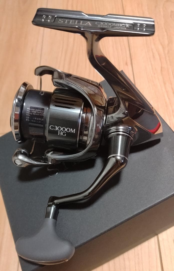 シマノ 22 ステラ C3000MHG 実釣未使用 No2