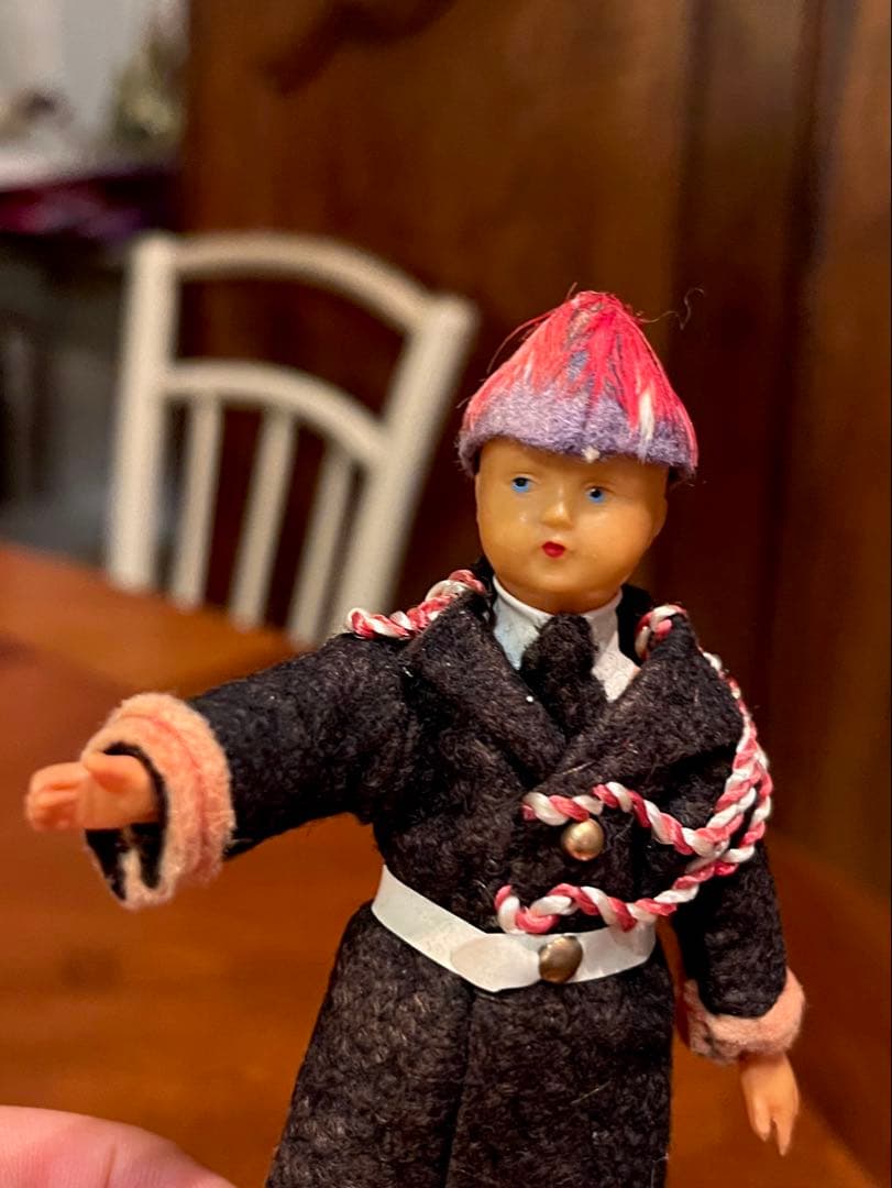 ◆フランスアンティーク｜超希少モナコ兵隊ミニドールDセルロイド民族衣装男制服軍隊