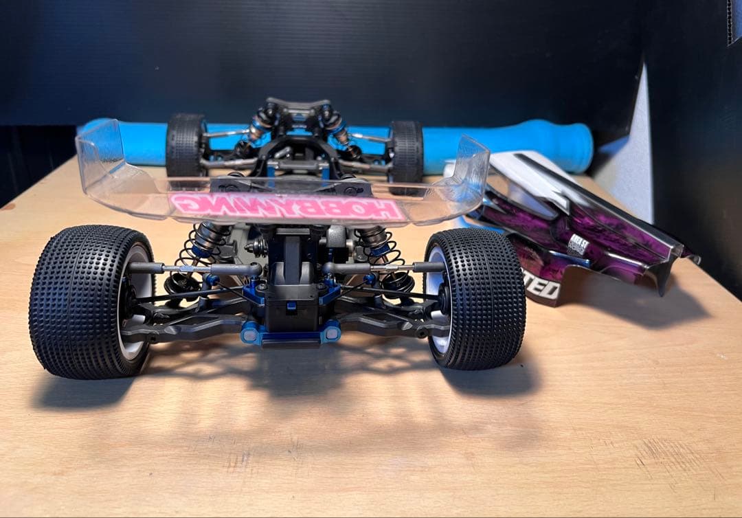 ホビーラジコン Associated B6.4 2WD Buggy