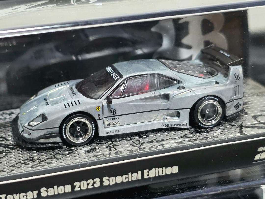 イノモデル 1/64 フェラーリ F40 LB チェイス サイン入り 2セット