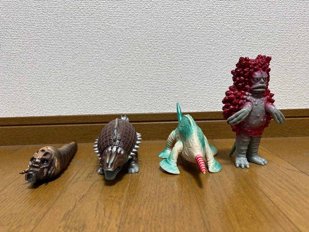 ウルトラマンシリーズ　ソフビ　怪獣　17体　年代物