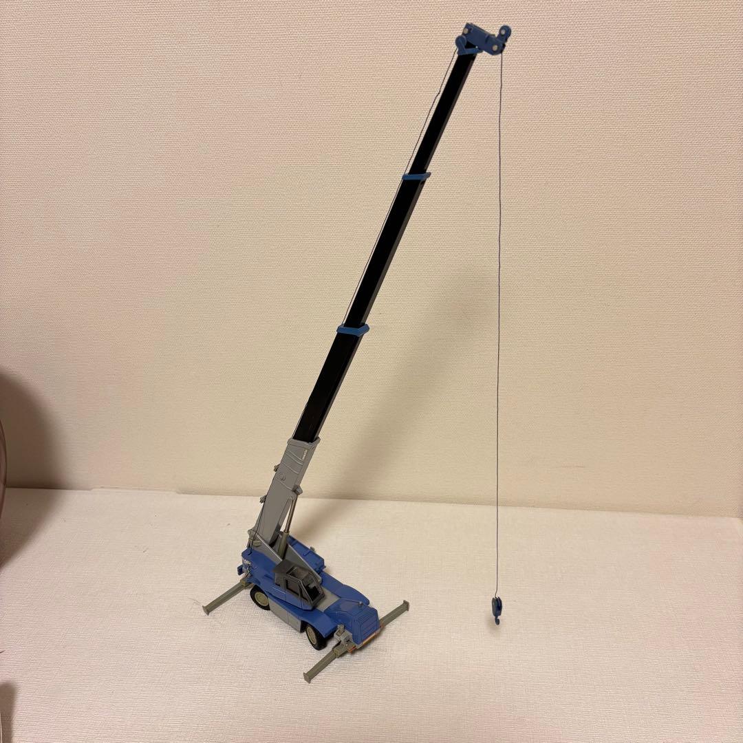 KOMATSU コマツ WING 250 ラフテレーンクレーン 1/50