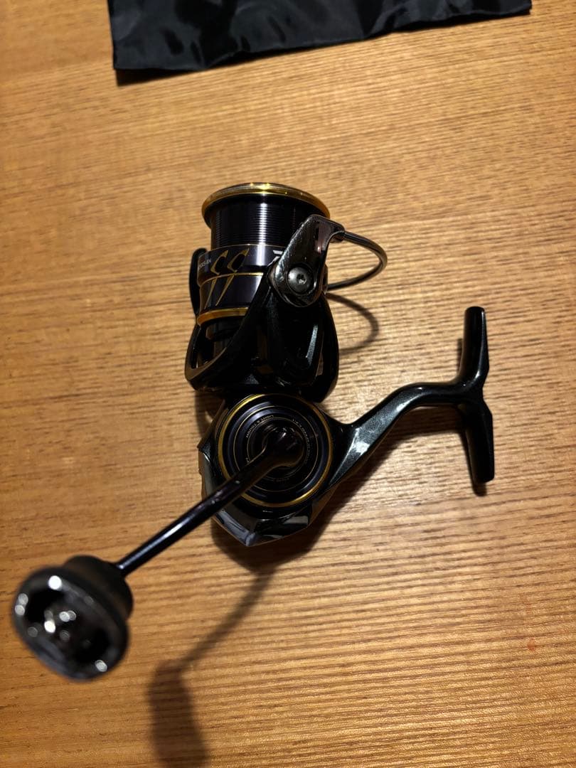 DAIWAダイワ 21カルディア LT2500S-XH