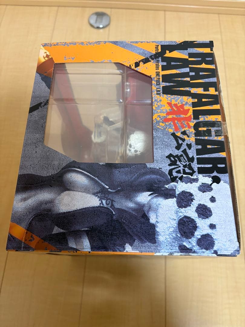 トラファルガー・ロー　pop非公認　I.R.O 女体化　フィギュア