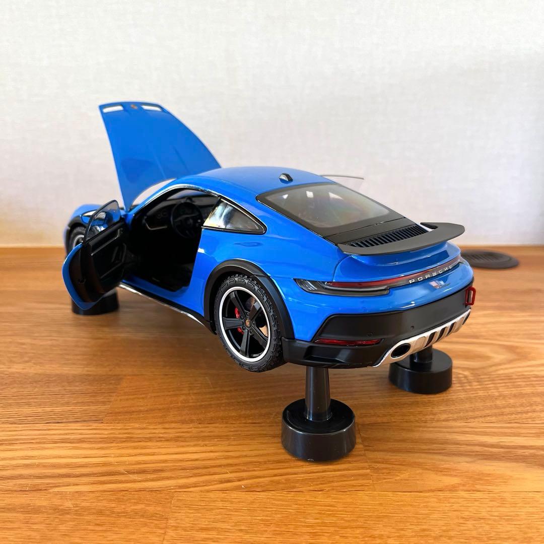 【ミニカー 美品】1/18 ミニチャンプス ポルシェ 911 ダカール 2022