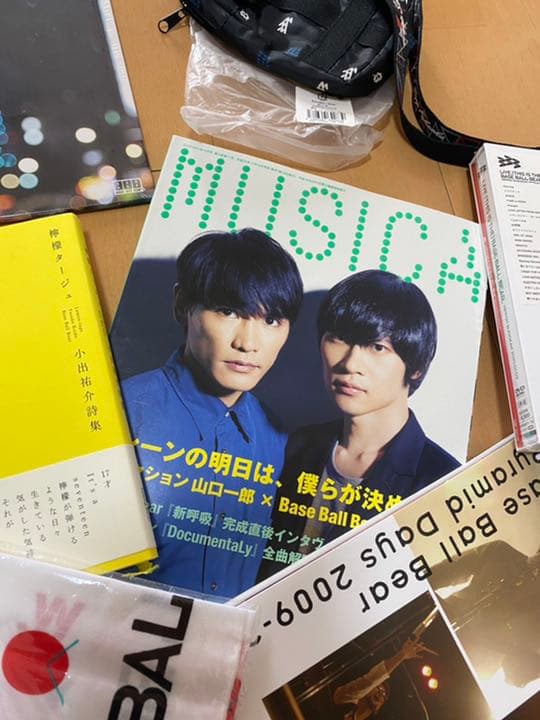 ベースボールベアー　レア　グッズ　小出サイン本　サインポスターほぼ新品