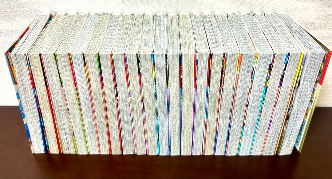 【美品】ONE PIECE全巻 1〜111巻＋特典４点　送料込み　ワンピース