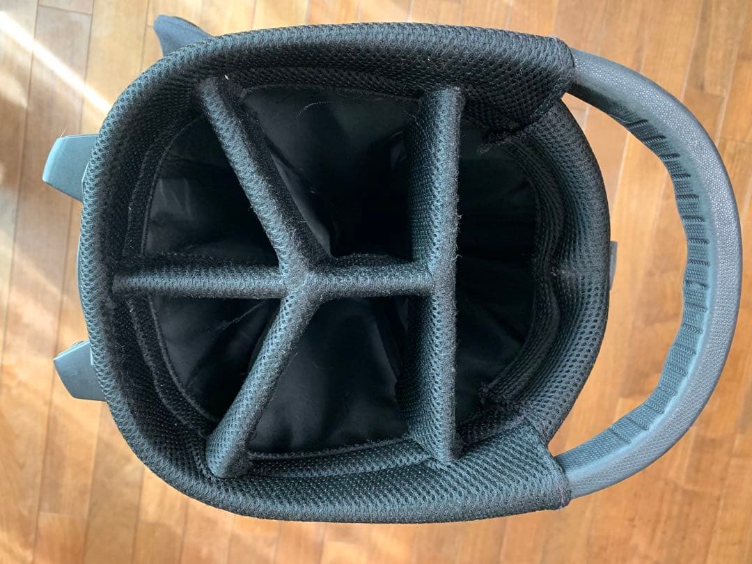 ブリーフィング　キャディバッグ　ブラック スタンド式　軽量　ショルダー式