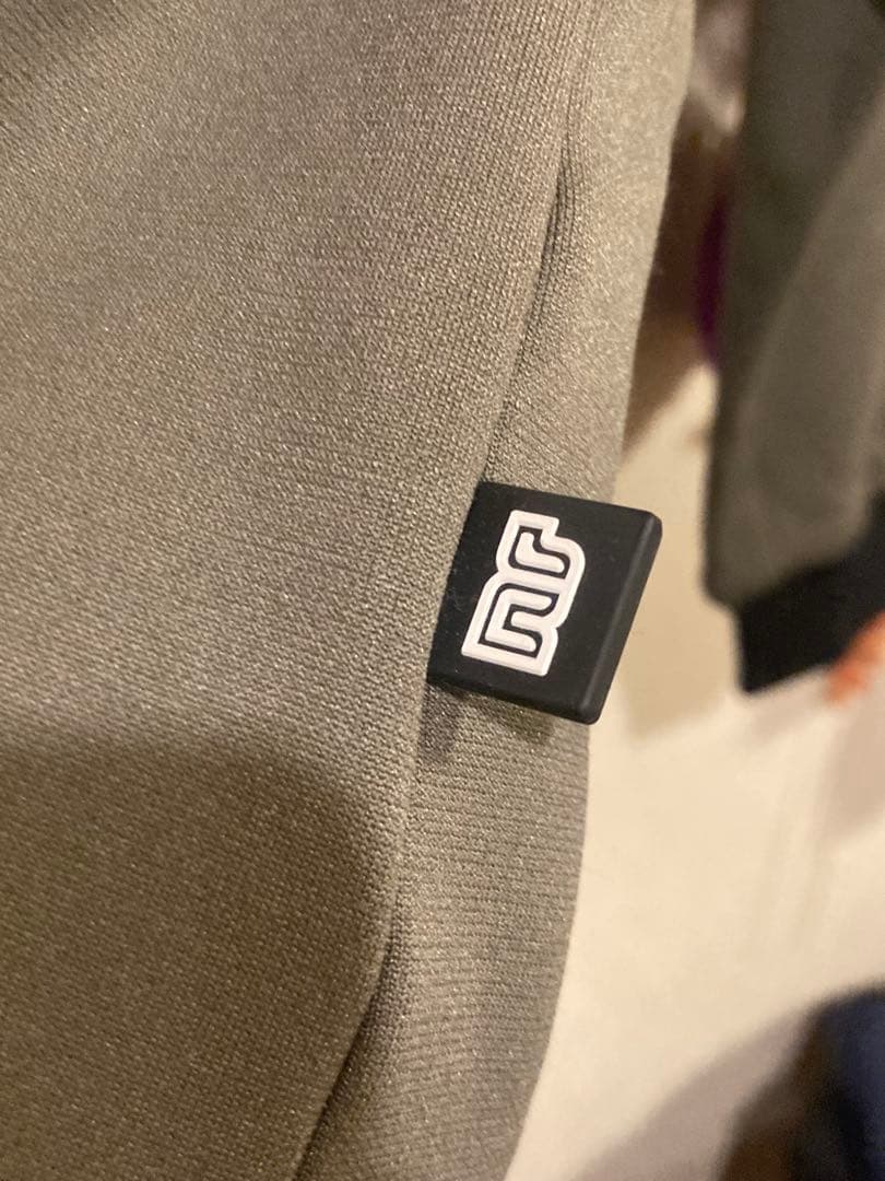 新品タグ付ennerre トレーナー　高品質カジュアルライン