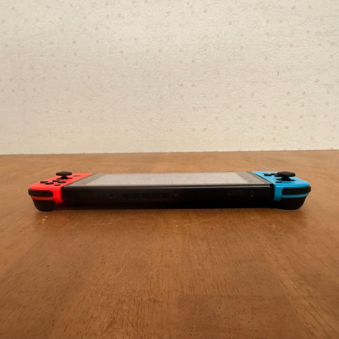 ● 美品 Nintendo Switch本体 HAC-001