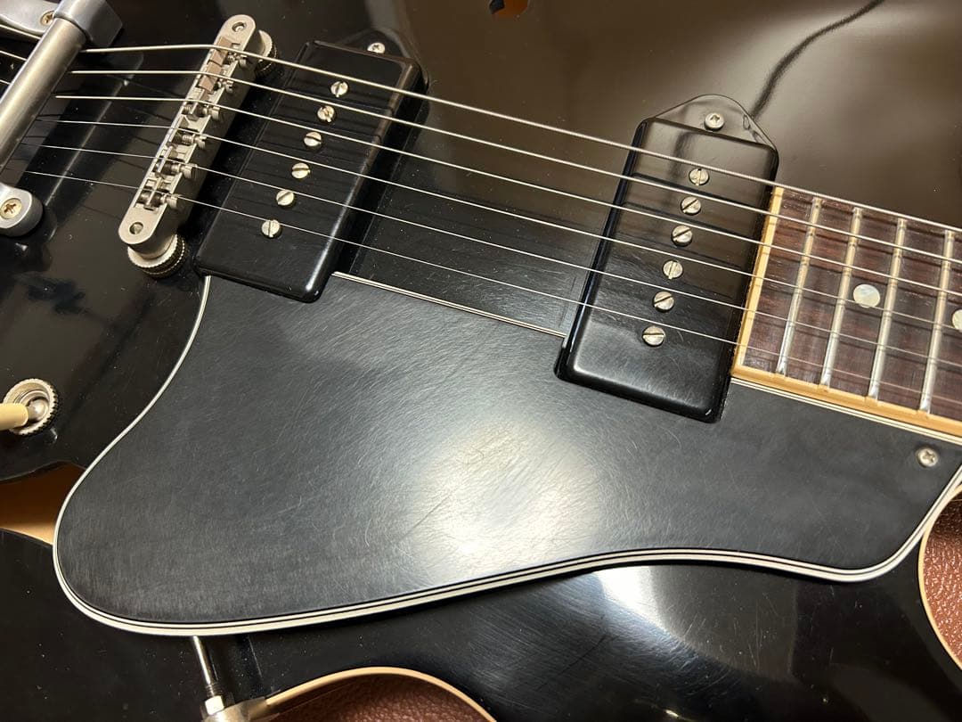 ギター ES-330 Dot VOS Ebony w/Bigsby GIBSON