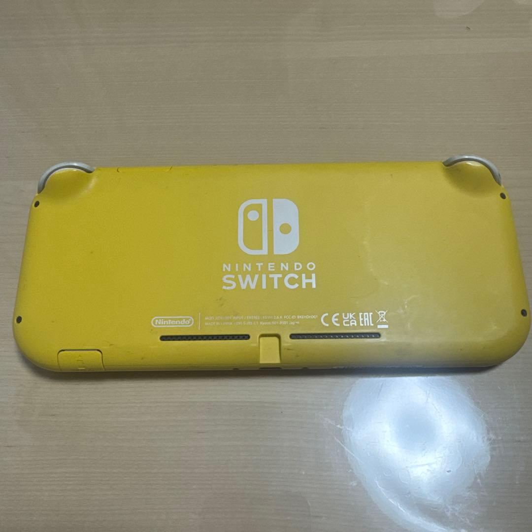 Nintendo Switch Lite イエロー 画面傷あり