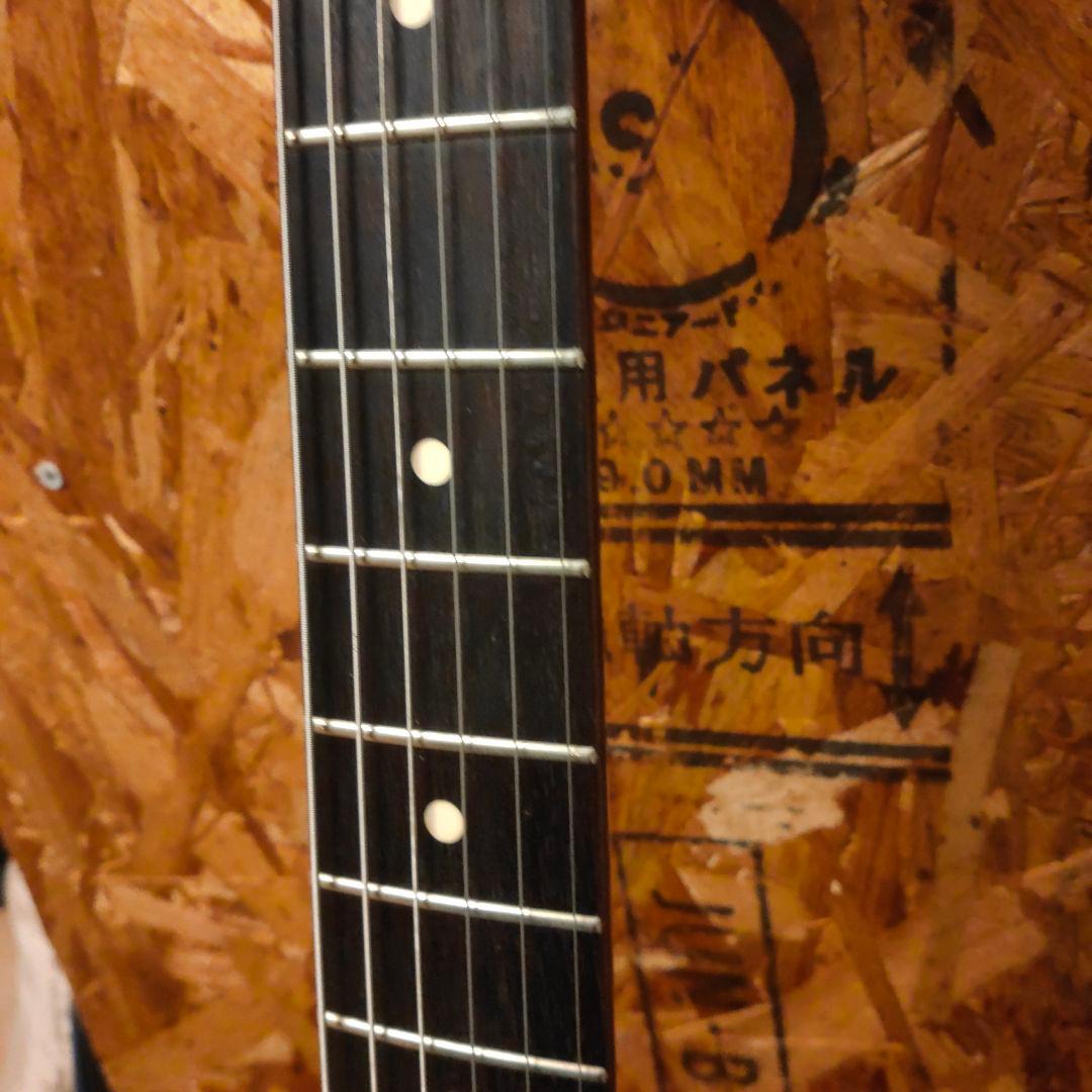 Squier Telecaster thinline セミホロウボディ ゴールド