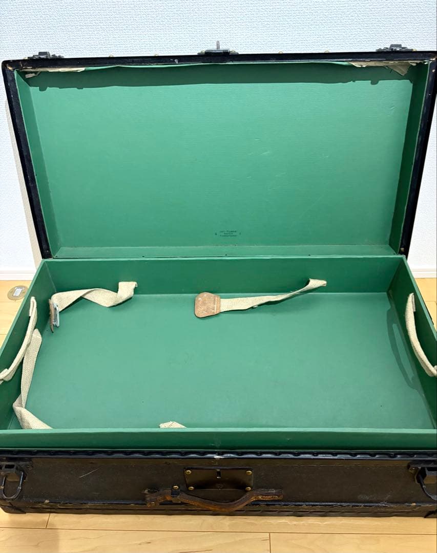 ヴィンテージトランク　1900年代スイス陸軍　輸入家具