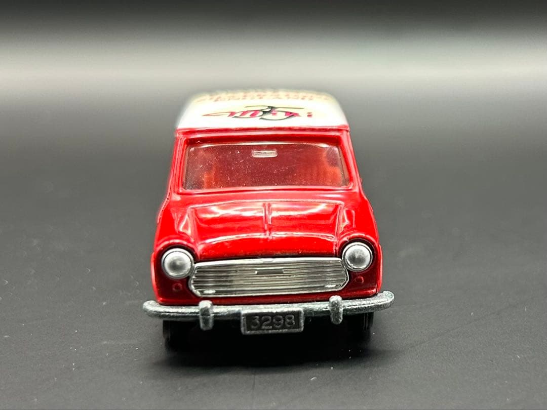tomica BLMC ミニクーパーS トラフィック社　日本製　トミカミニカー