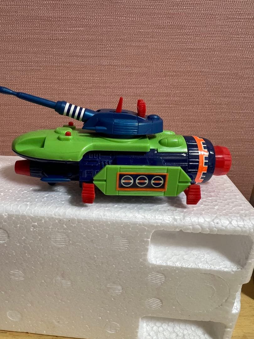 未使用　BLUE NOAH 戦闘ヘリコプター ダイキャスト