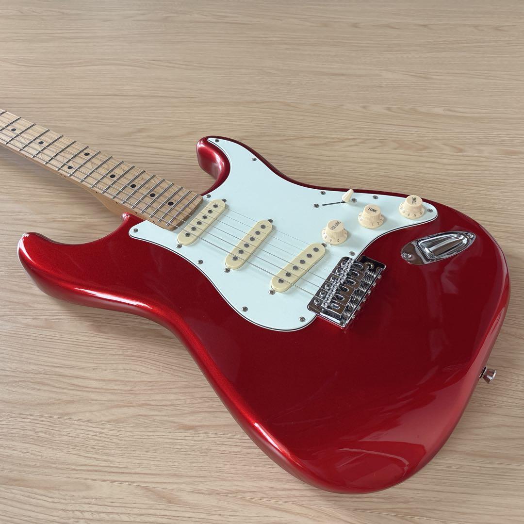 Bacchus ストラト BST-1RSM キャンディアップルレッド