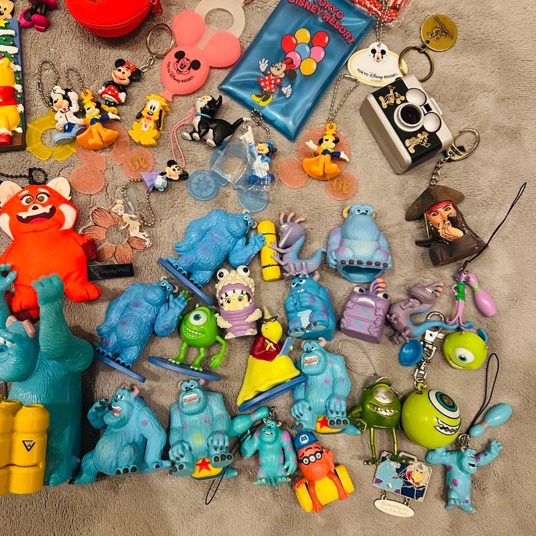 大量‼️お得‼️ ディズニーグッズ　87点まとめ売り　フィギュア　キーホルダーなど