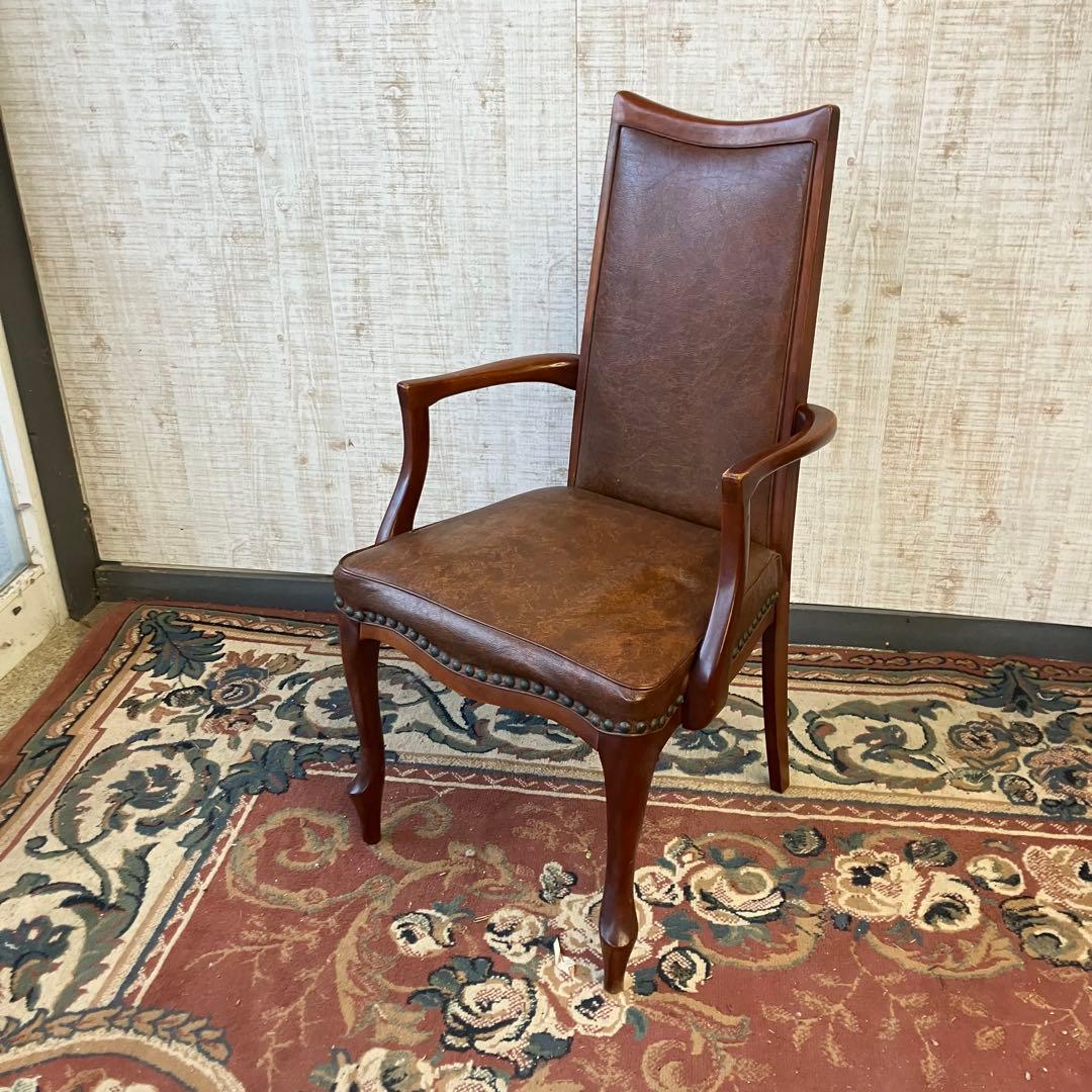 ④北欧レトロ マルニ 木製椅子 鋲打ちダイニングチェア ロビーチェアアームチェア