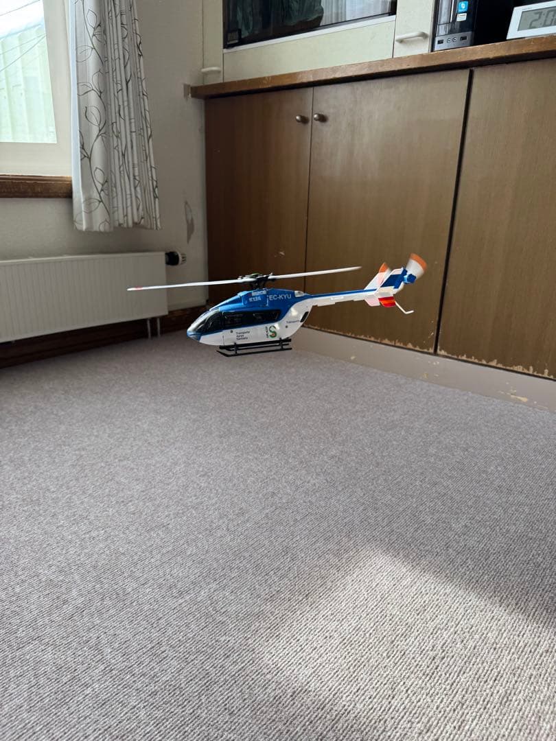 ぼちぼち！HiTEC XK EC145 K124 ラジコンヘリ　少々難アリ
