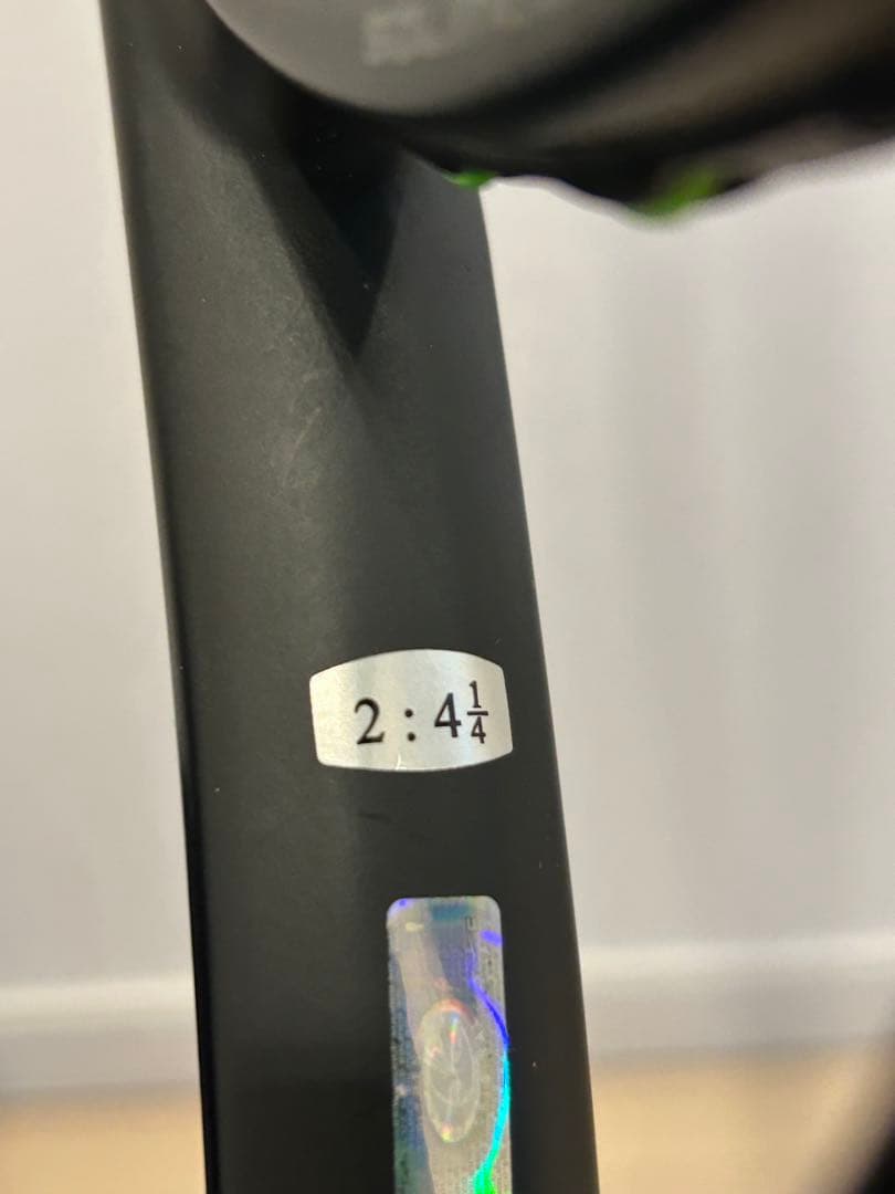 テニスラケット　SOLINCO BLACKOUT 285