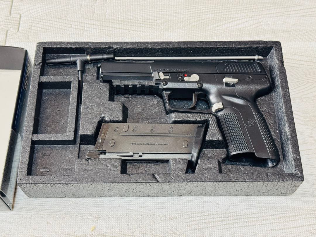 FN5-7 ガスブローバックピストル ブラックモデル