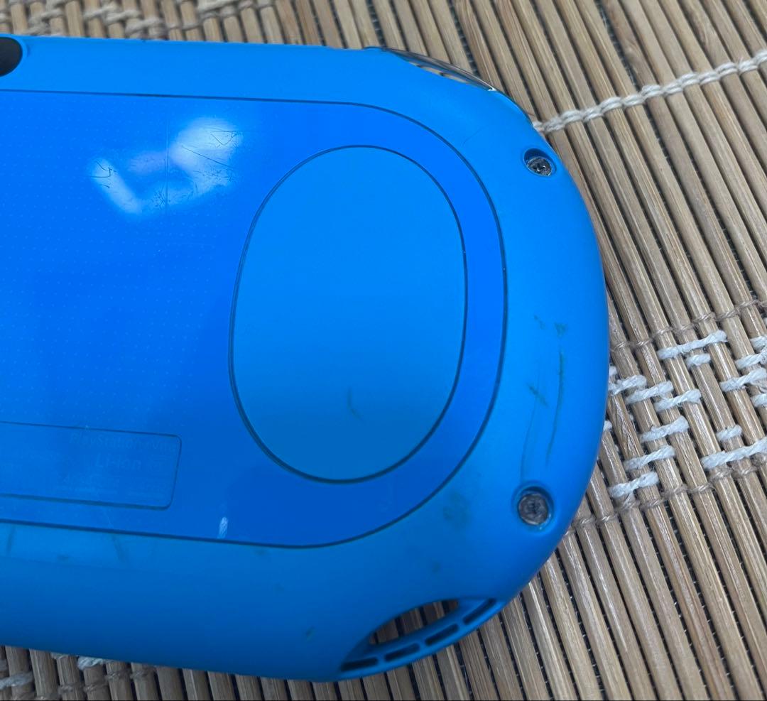 PS Vita本体 PCH-2000 ブルー【動作確認済】