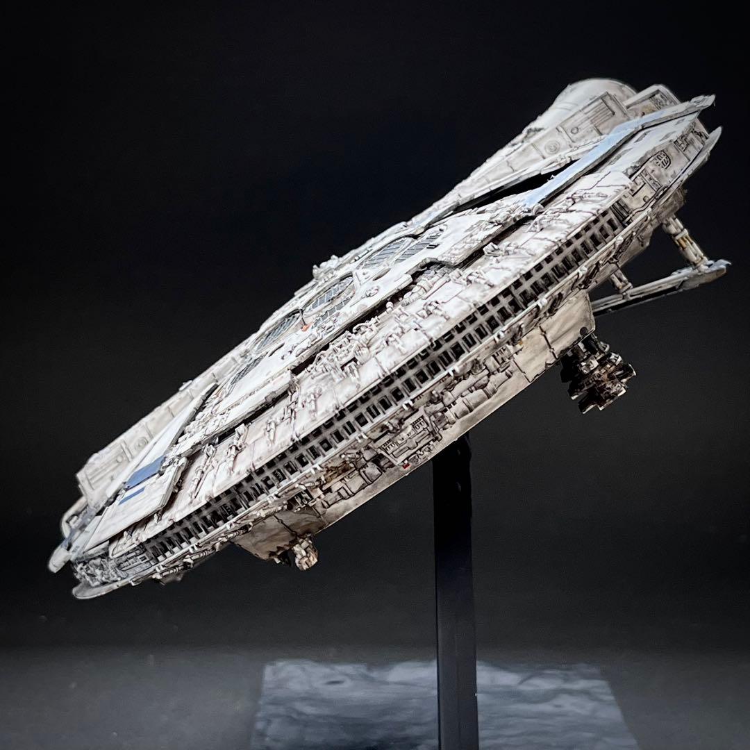 スターウォーズ　ミレニアムファルコン　サヴァリーンvr. 1/144 バンダイ