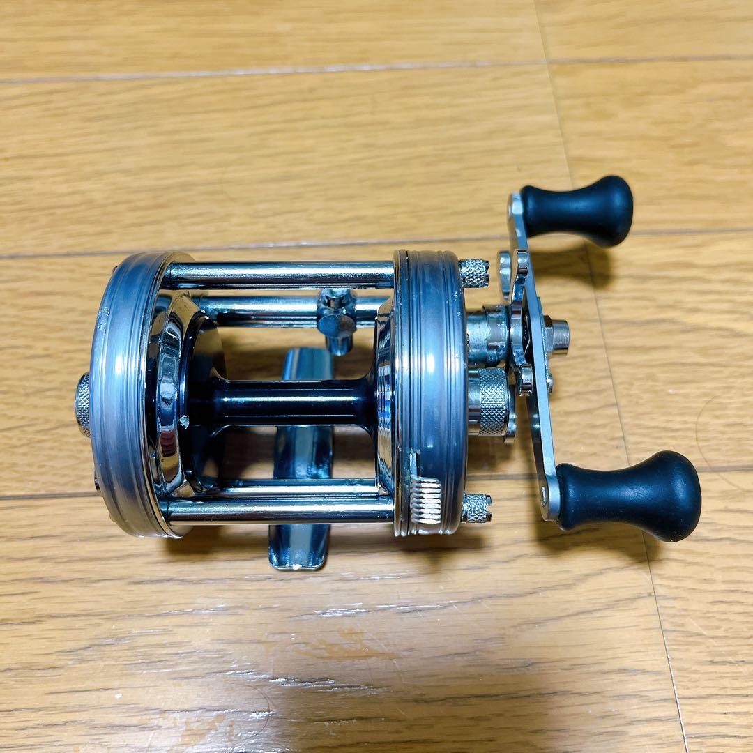 美品　超希少　ABU アブ　アンバサダー 6500C 010001