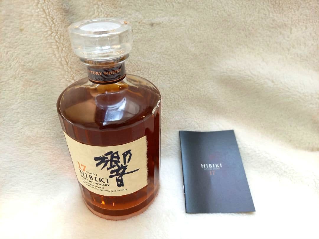 響 17年 ウイスキー 700ml