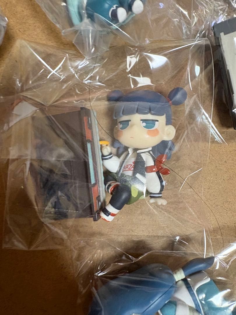 羅小黒戦記 屋根付き フィギュア ポストカード