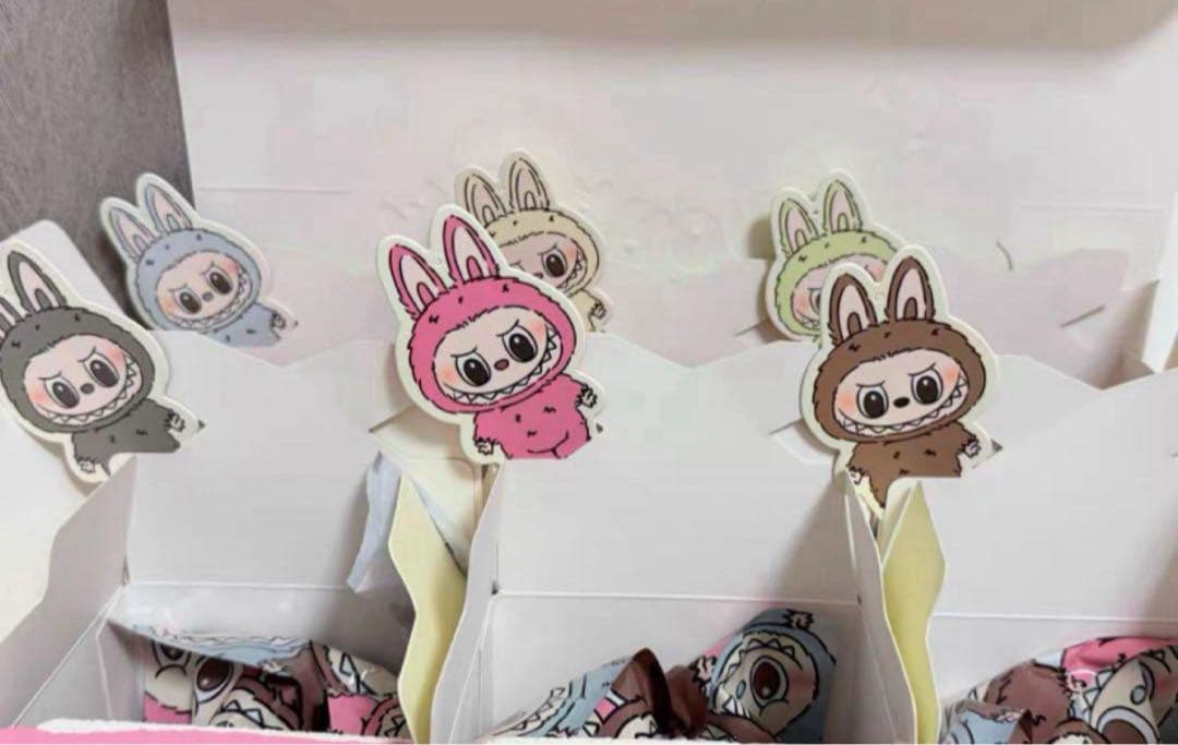 THR MONSTERS LABUBU exciting MACARON 6個入