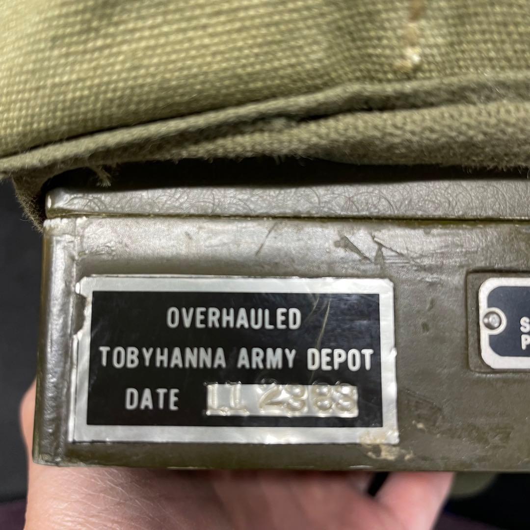 B2【used】VHF受信機　アメリカ軍　　ミリタリー　レシーバー　ラジオ