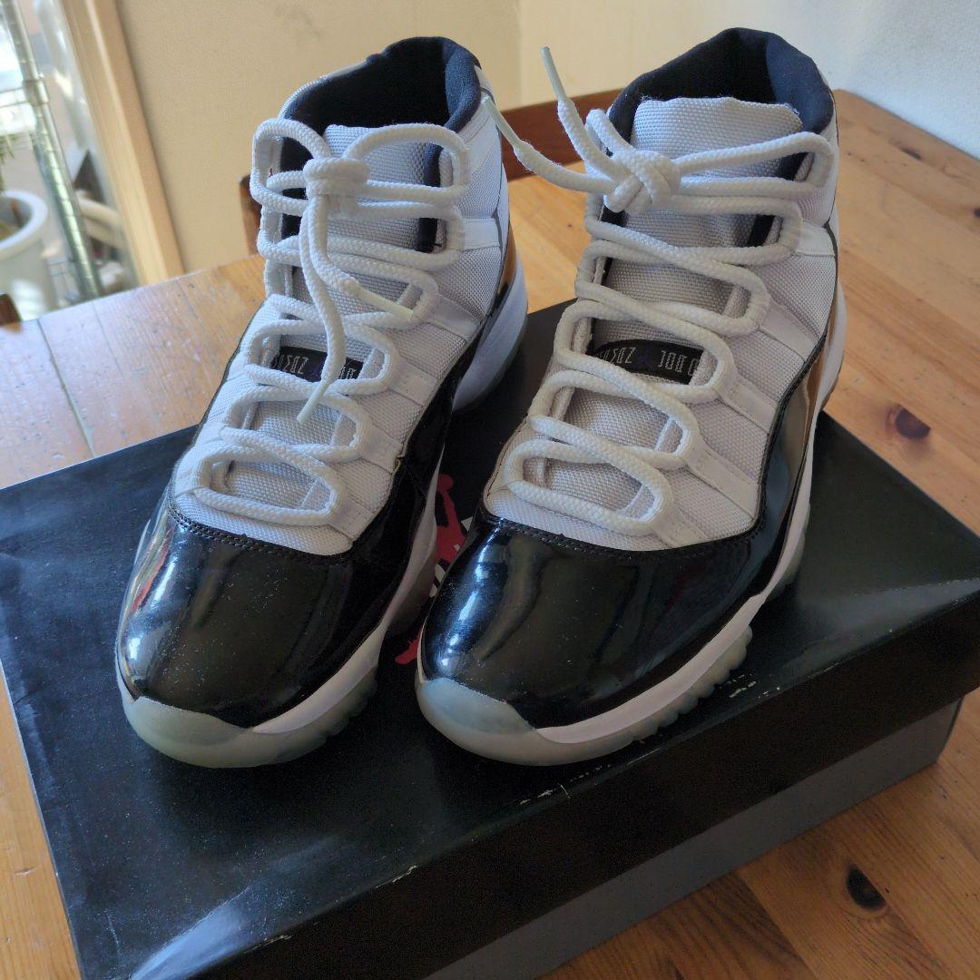 Jordan Air Jordan 11Retro ホワイト/ブラック