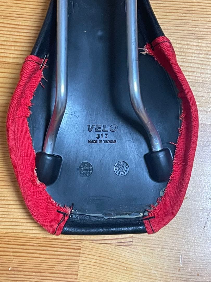 レア BONTRAGER サドル 旧ロゴ MTB トレック